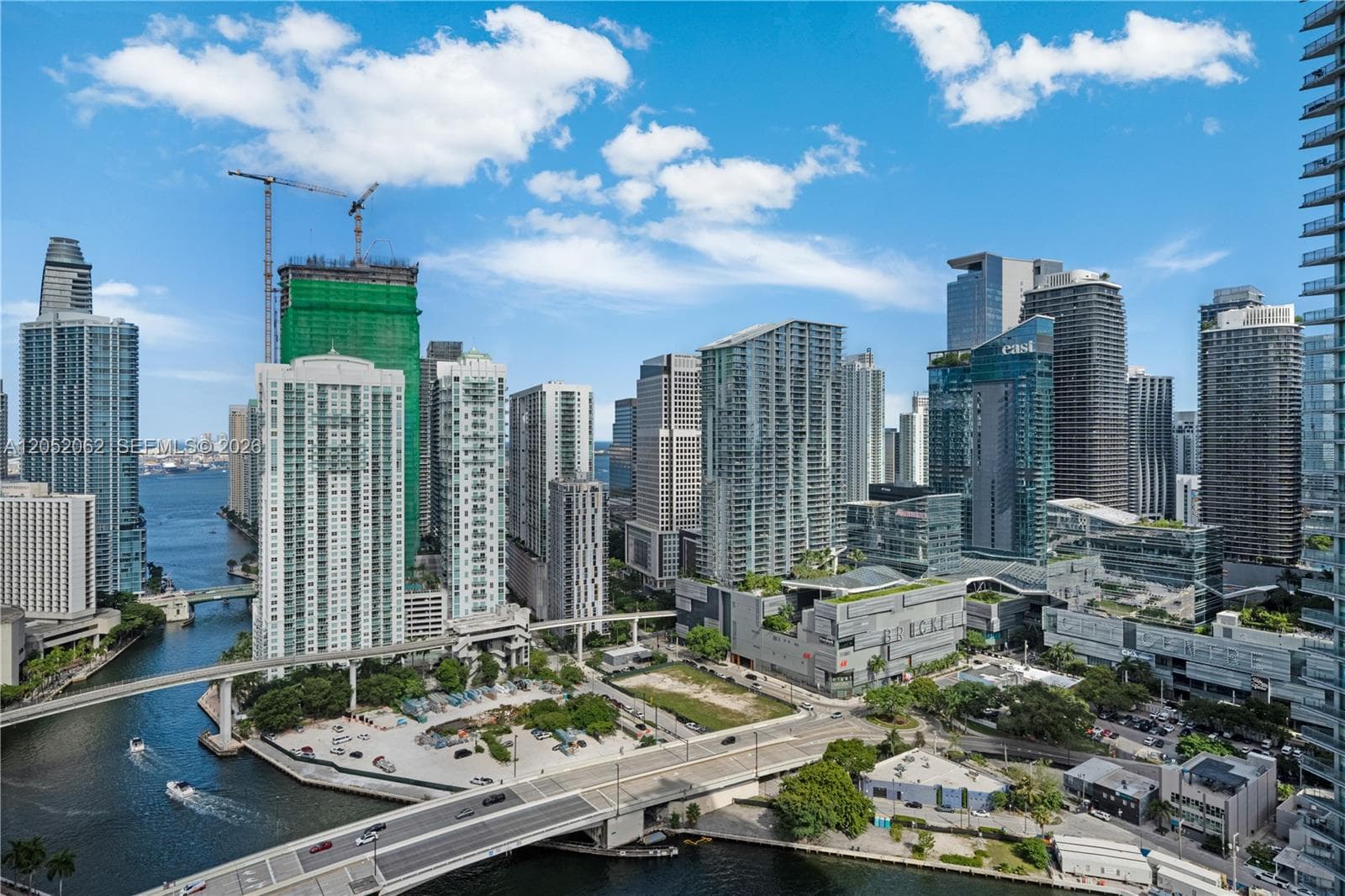 IVY at Riverfront Unit 3511 condo for rent at 90 SW 3rd St # 3511, Miami FL 33130