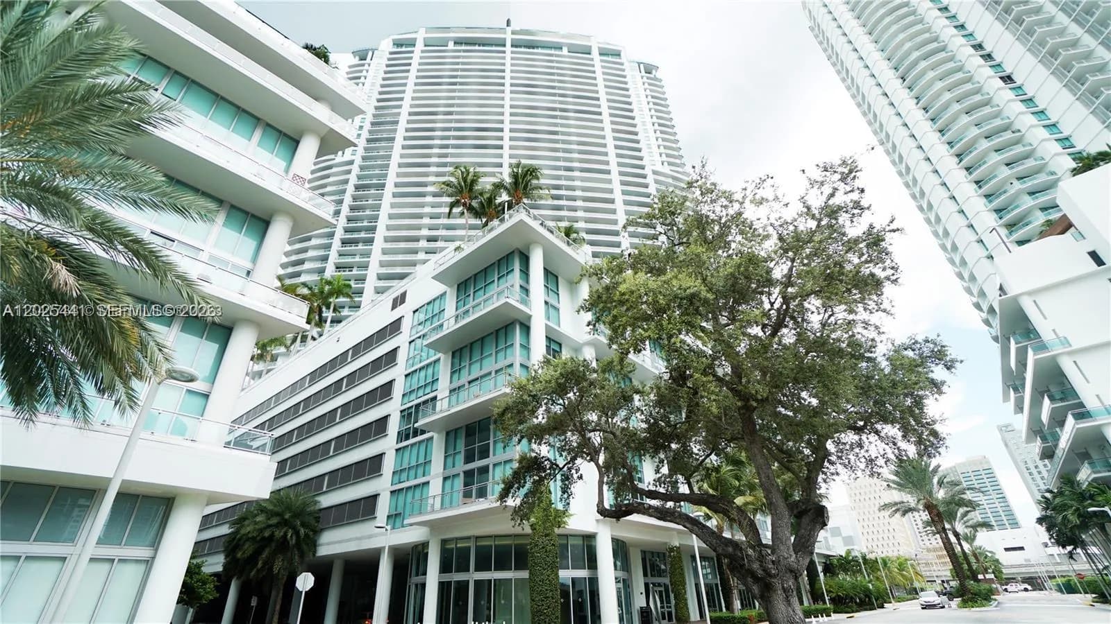 IVY at Riverfront Unit 3708 condo for rent at 90 SW 3rd St # 3708, Miami FL 33130